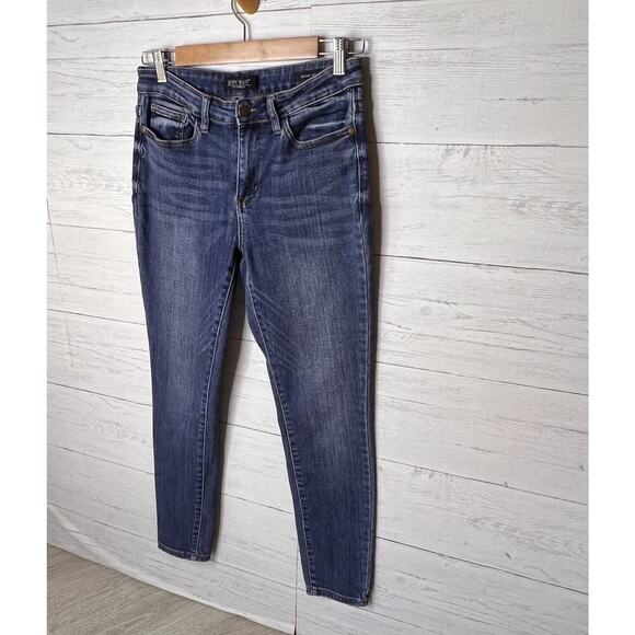 Judy Blue Jeans Womens Size 30 Blue Skinny Fit Cotton Blend Stretch Everyday - Picture 4 of 16